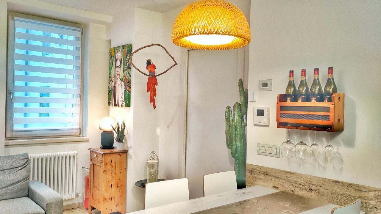 Antica Casa Alboletta - Appartamento Frida Kahlo Riva del Garda Bagian luar foto